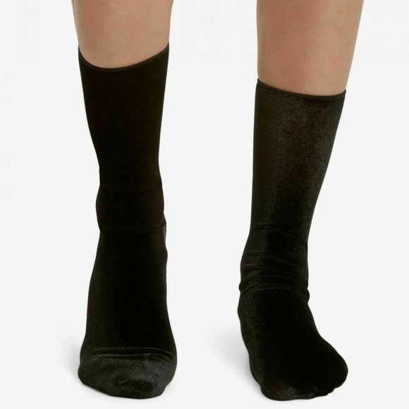 HUE Accessories - COPY- X 10  Hue Women's Velvet Slouchy Crew Socks in Black One Size